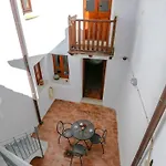 Casa Clara مامويادا