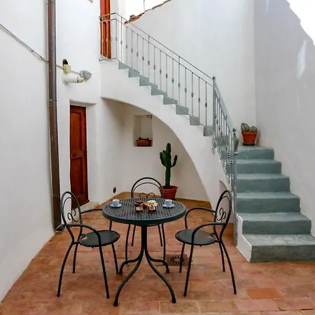 Casa Clara *